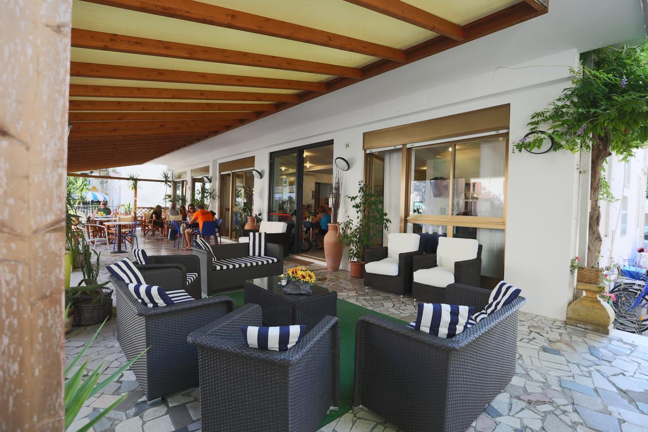 Hotel Domus Mea Cattolica Exteriör bild